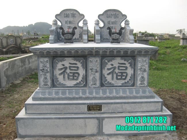 mộ đôi đá tại Bình Thuận